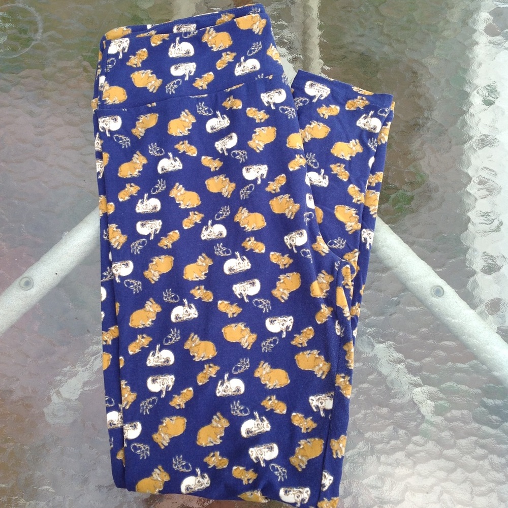 EUC TC LuLaRoe bunny rabbit leggings